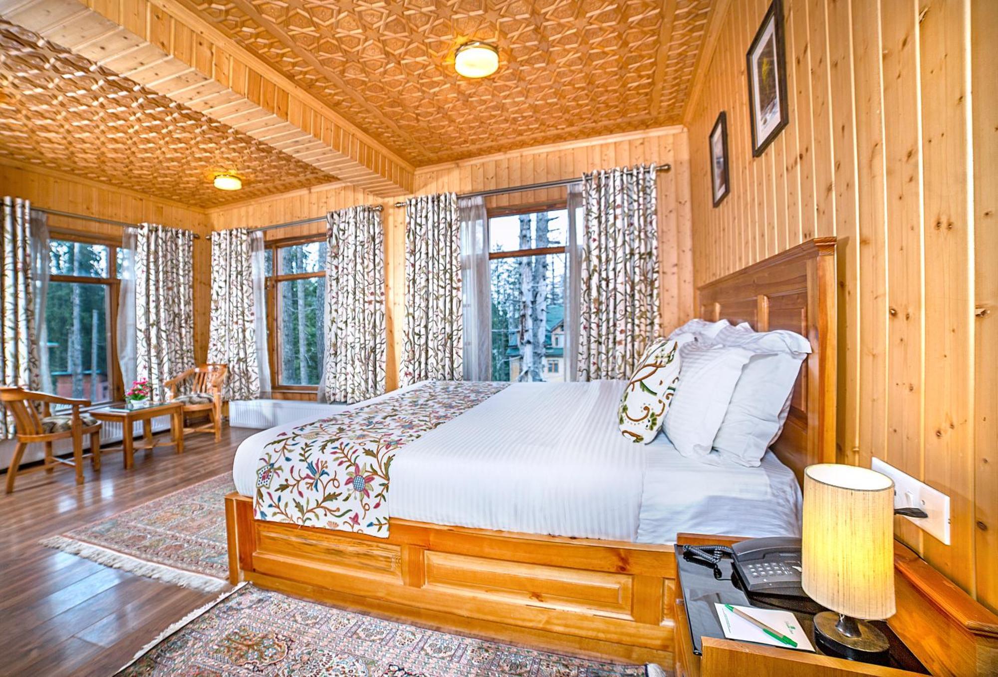 Shaw Inn By Stay Pattern Gulmarg Eksteriør billede