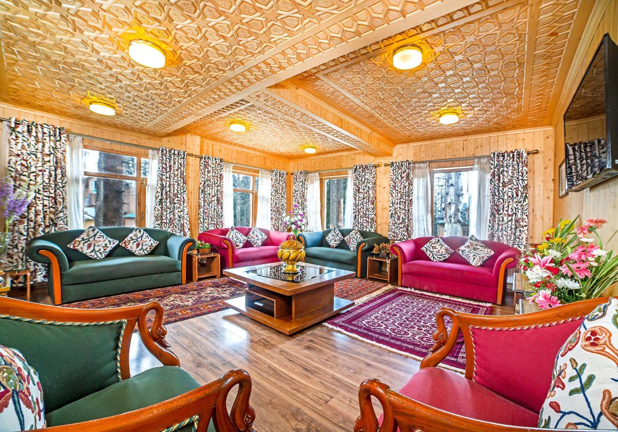 Shaw Inn By Stay Pattern Gulmarg Eksteriør billede