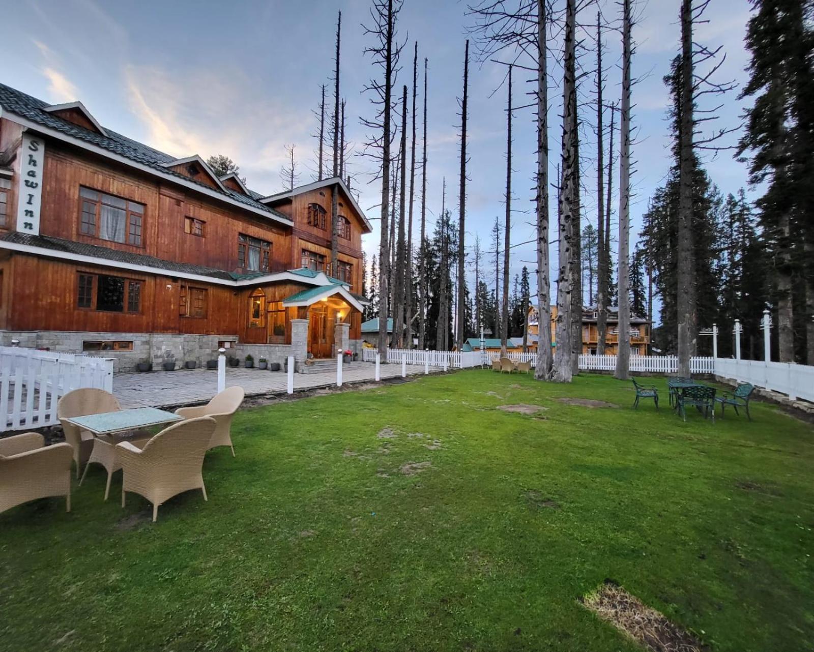Shaw Inn By Stay Pattern Gulmarg Eksteriør billede