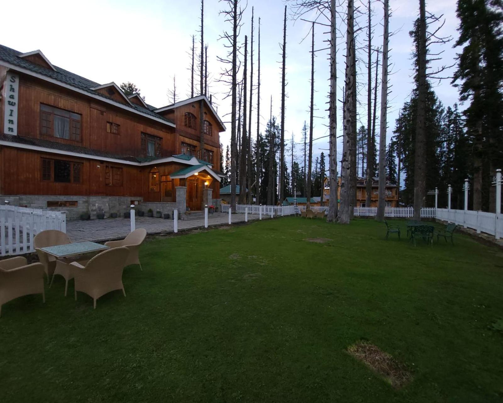 Shaw Inn By Stay Pattern Gulmarg Eksteriør billede