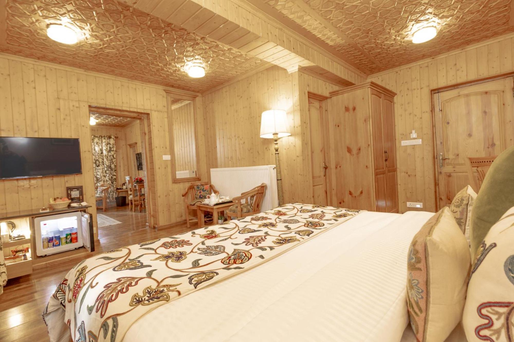 Shaw Inn By Stay Pattern Gulmarg Eksteriør billede