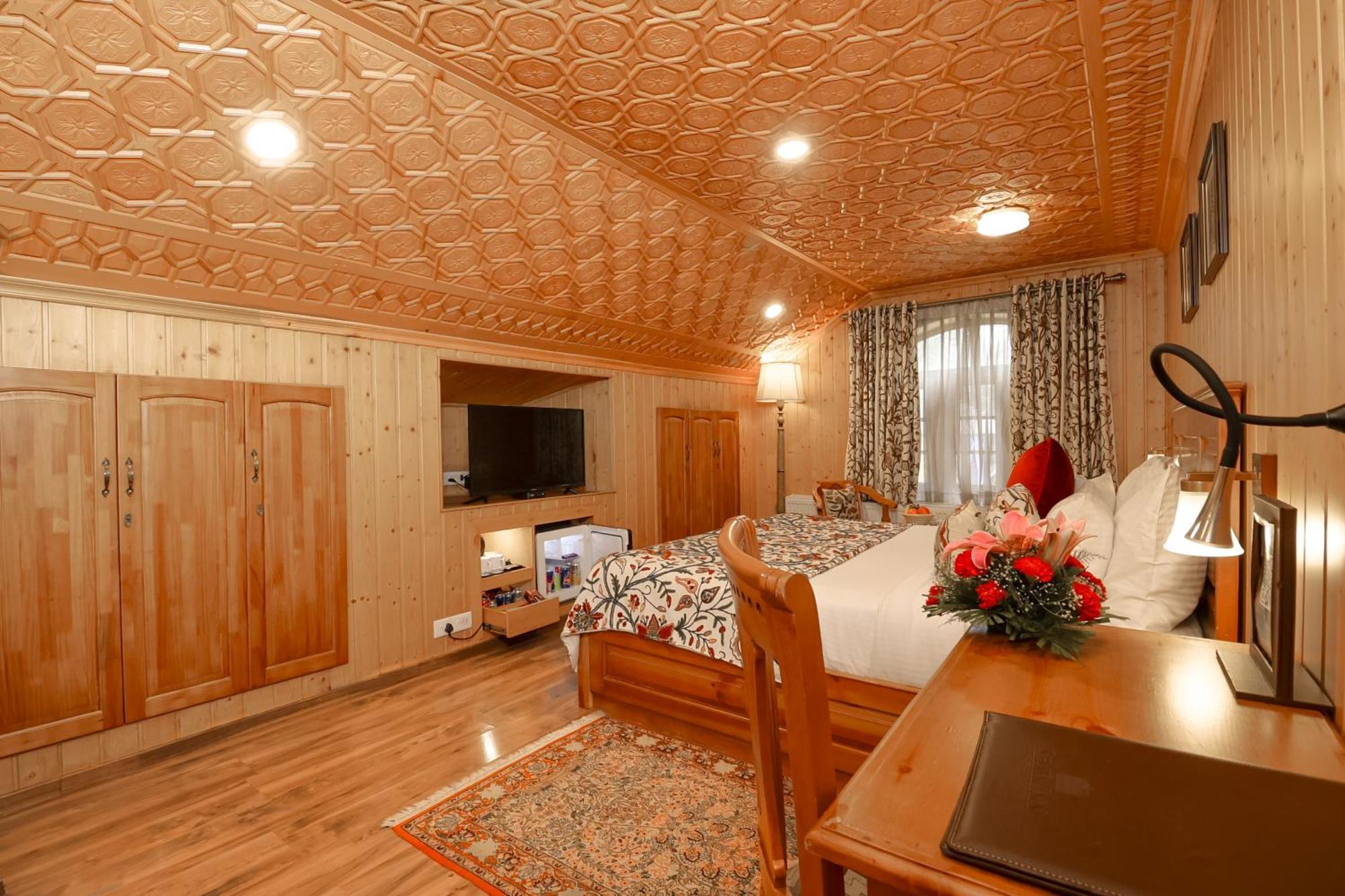 Shaw Inn By Stay Pattern Gulmarg Eksteriør billede